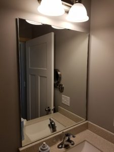 custom bathroom vanity mirror by Hopkins Glass Minnesota MN